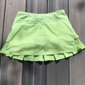 ⭐️RARE⭐️ Neon ivivva skirt size 10